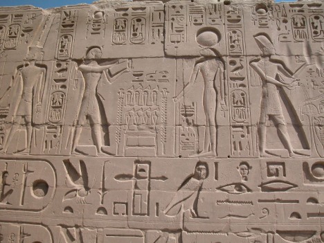 Hieroglyfy v Karnaku - 6