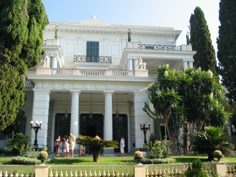 Korfu - Palác Achillón (Achilleón) známy ako sídlo cisárovnej Sissi - 30