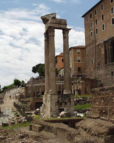 Taliansko - Rím - Forum Romanum, Vespasiánov chrám - 10
