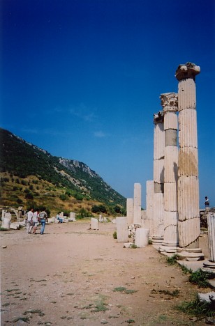 Turecko - Efez - ukážka štýlov - stĺpy - 8