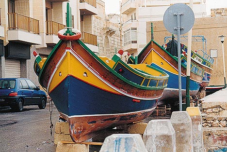 Malta - Typické farebne pútavé člny - 0