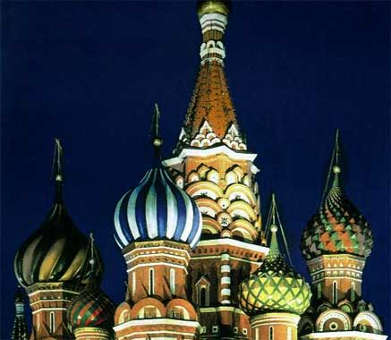 Moskva - Nasvietené kupole  - 1