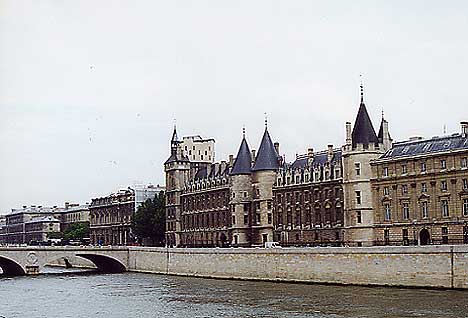 Paríž Conciergerie - 10