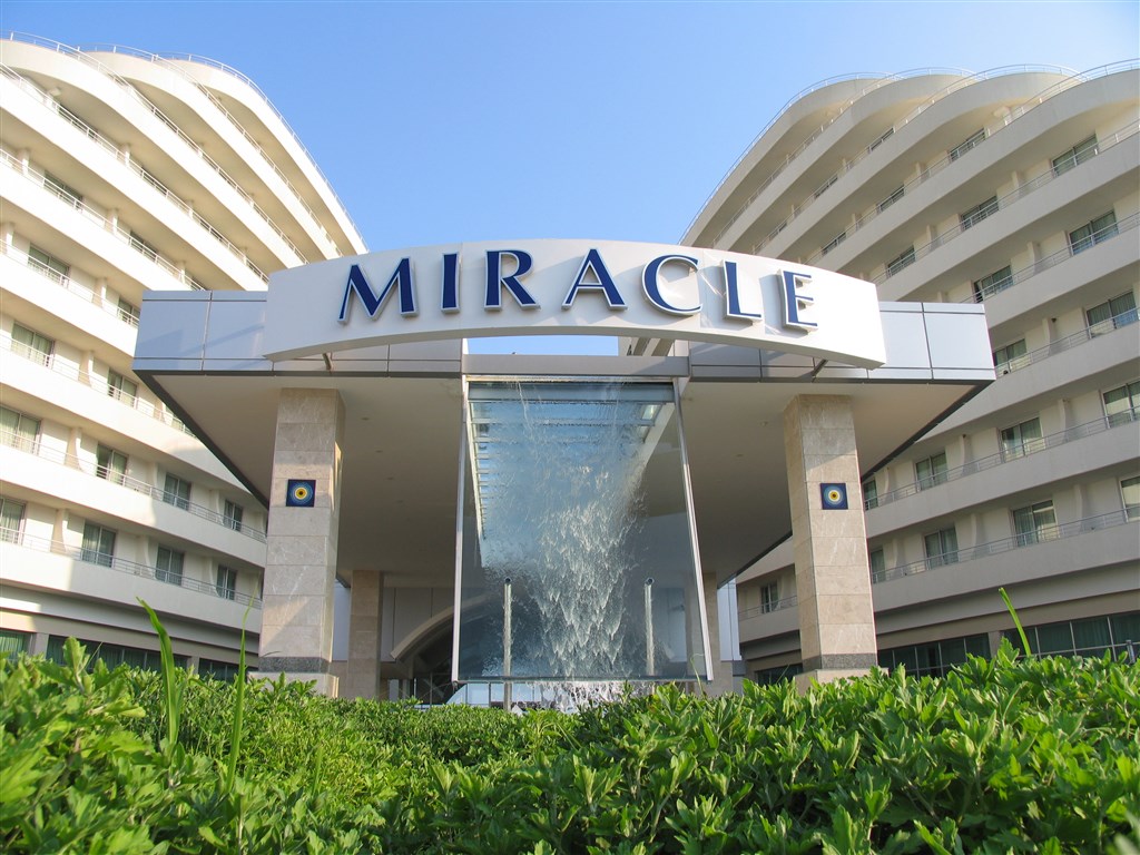 Hotel Miracle Resort - 0