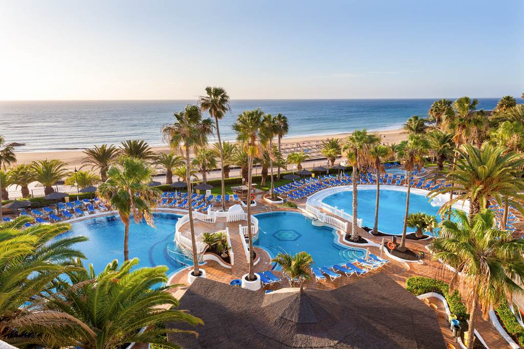 Sol Lanzarote Hotel  - Sol Lanzarote Hotel - bazén - letecký zájazd  - Lanzarote, Puerto Del Carmen - 1