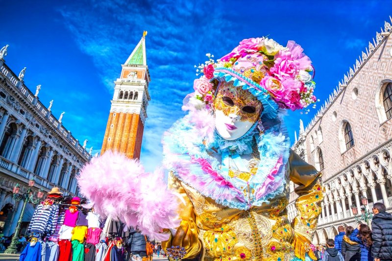 Benátsky karneval a ostrovy Murano a Burano LETECKY - 0