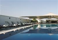 Mövenpick Hotel & Apartments Bur Dubai - Bazén - 4