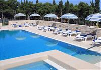 Bluesun Resort Velaris - Chorvátsko - Ostrov Brač - Hotelový komplex Velaris - bazén - 2