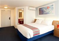Travelodge London Central City Road - 3