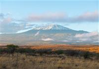 Severná Etiópia a safari - Kibo, alebo Uhuru je najvyšším vrcholom pohoria Kilimanjaro. Pri ideálnom počasí sa ukáže v plnej kr - 4