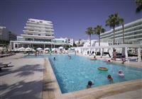 Vrissiana Beach Hotel 4* - bazén