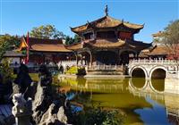 Chrám Yuantong, najväčší a najstarší v Kunmingu, má už dnes vyše 1200 rokov a funguje naďalej.
foto: