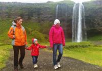 Island je ostrov pre všetky generácie. Nebojte sa zimy a dažďa. Deti Island milujú.