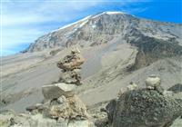 Kilimandžáro a gorily - Podľa ročného obdobia a množstva zrážok za posedné týždne a mesiace nám ukážu, či pôjdeme po snehu,  - 2
