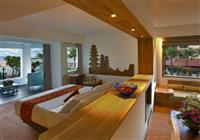 Grand Aston Bali Beach Resort - Deluxe Ocean Front Suite - 3