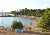Chorvátsko - Biograd na Moru - hotel Adria - pláž