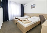 Zagreb - Dovolenka / zájazdy / cestovanie, Chorvátsko,Split - hotel Zagreb - izba STANDARD 2-posteľová - 4