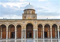 Tunisko - Kartágo, Sahara a Hviezdne vojny - Tunis - na nádvorí Veľkej mešity. foto: Tomáš Kubuš - BUBO - 3