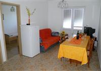 Apartmány Tanja - Dovolenka / zájazdy / cestovanie, Chorvátsko, Vodice, apartmány Tanja - prístelka v kuchyni apartmán - 4